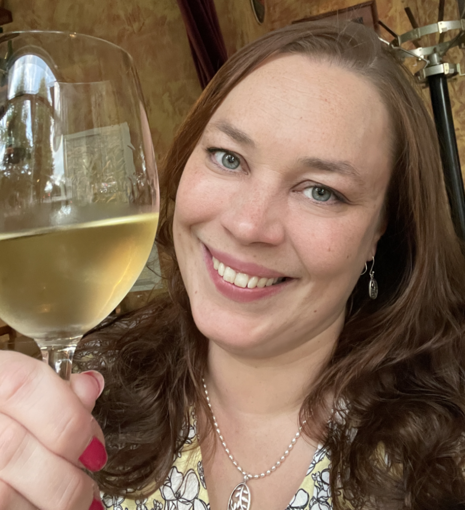 Anniina Schreiner, viiniasiantuntija DipWSET